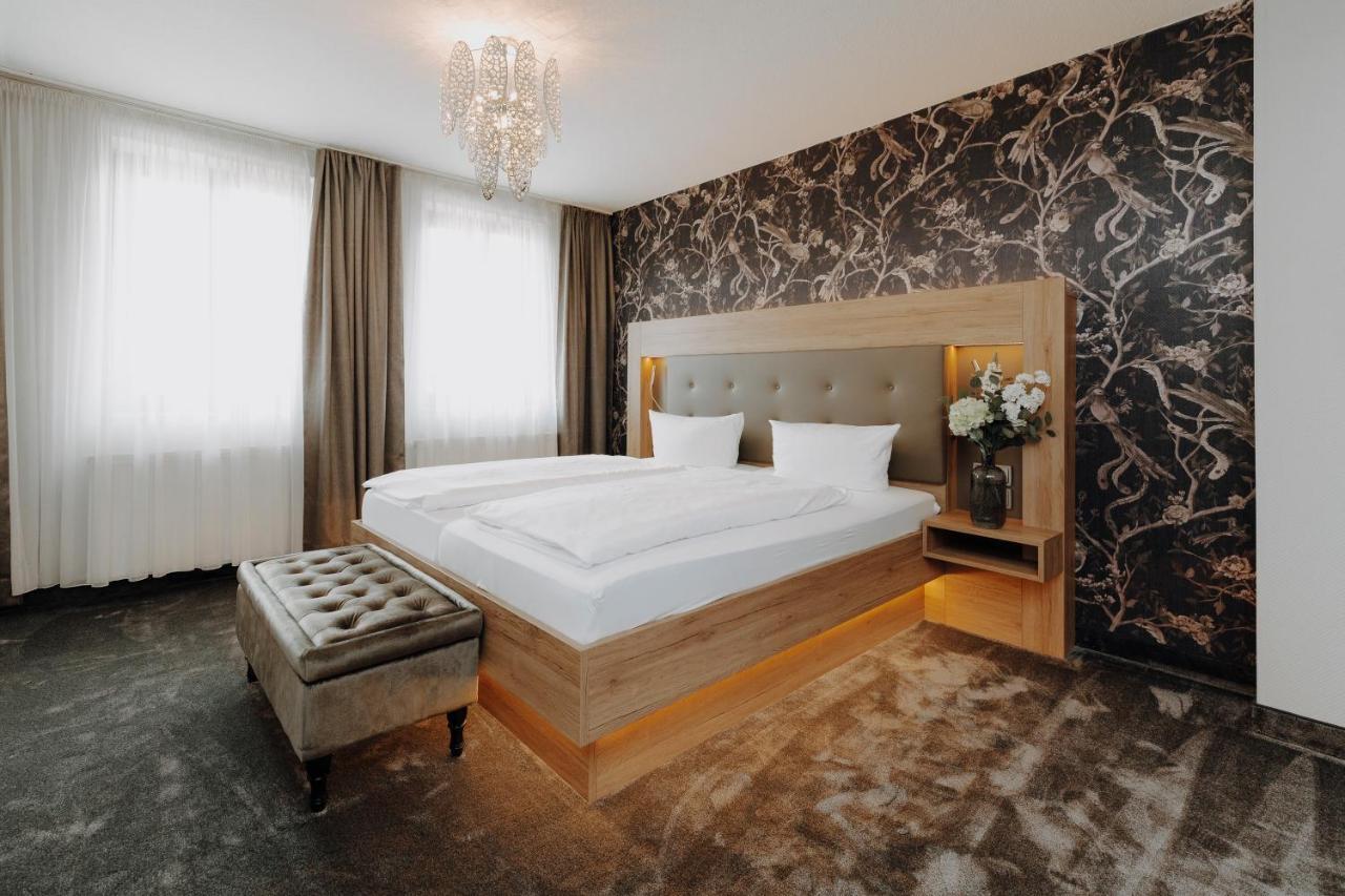 Hotel Schwarzer Adler Stendal Buitenkant foto